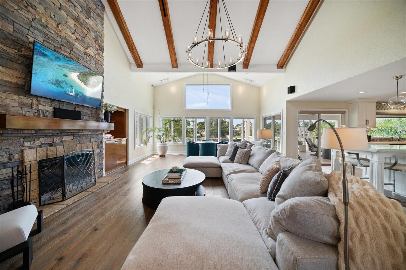 Image 13 of 100 For 2016 Gulfview Drive