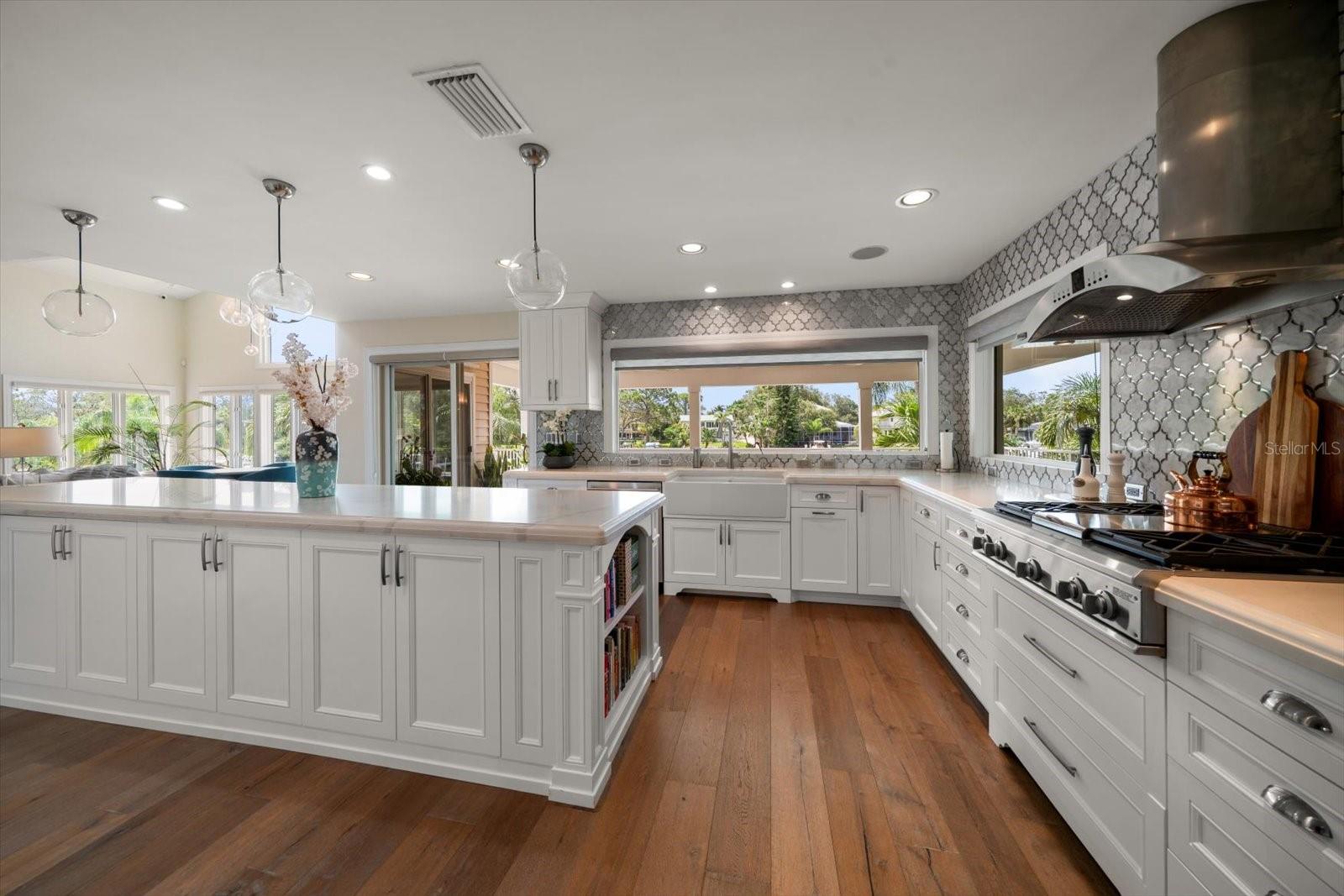 Image 21 of 100 For 2016 Gulfview Drive