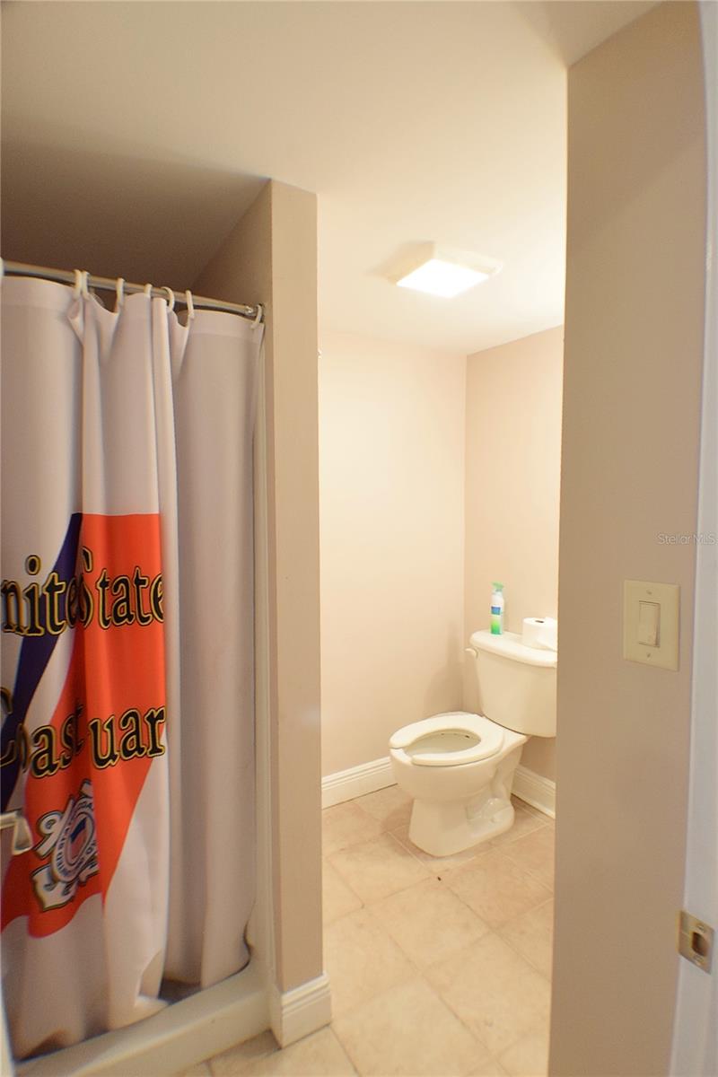 Listing photo id 39 for 32449 Laurel Court