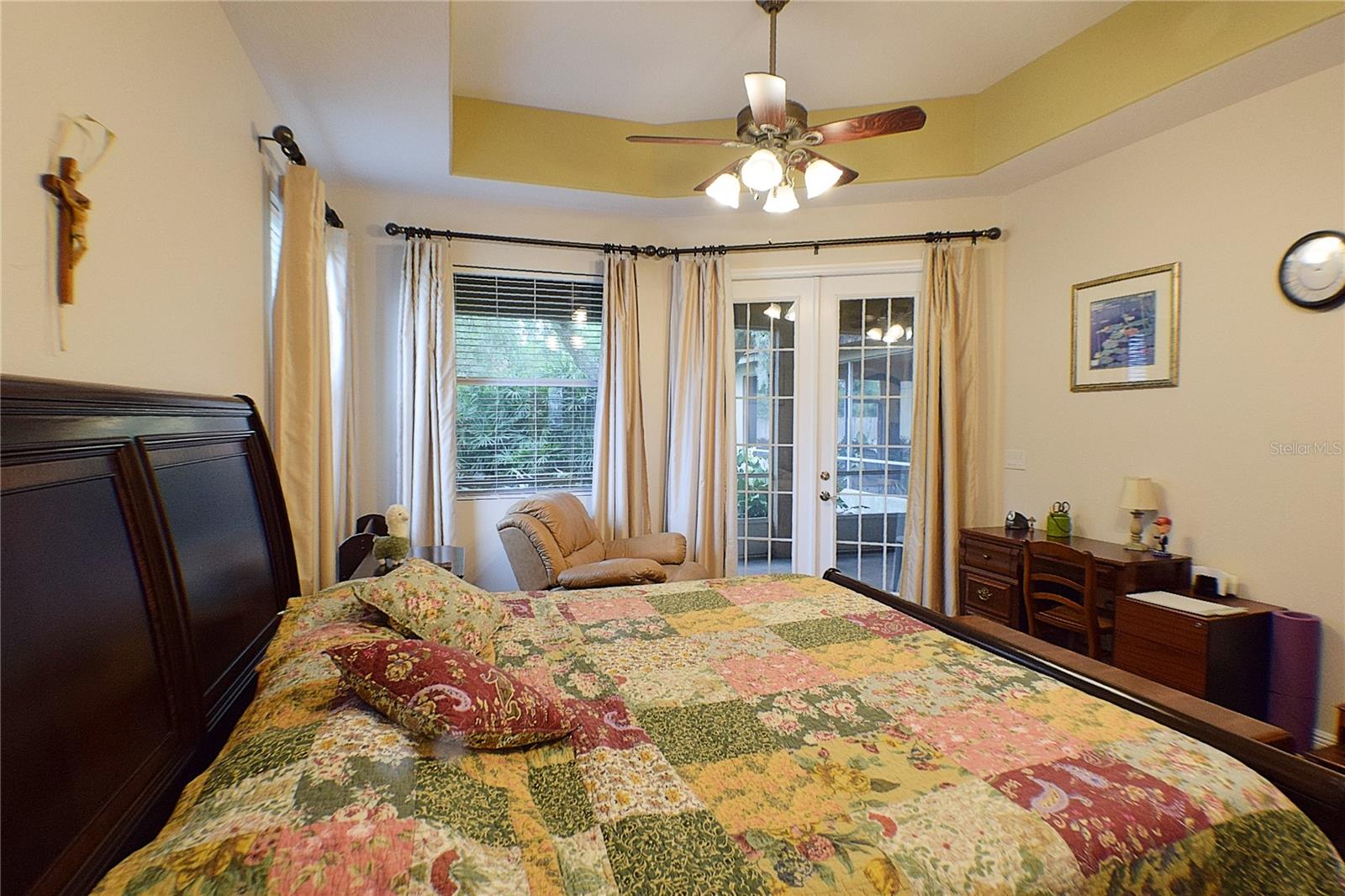 Listing photo id 43 for 32449 Laurel Court