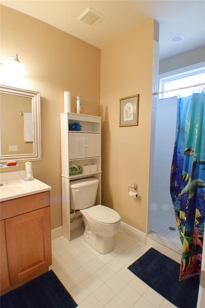 Listing photo id 53 for 32449 Laurel Court