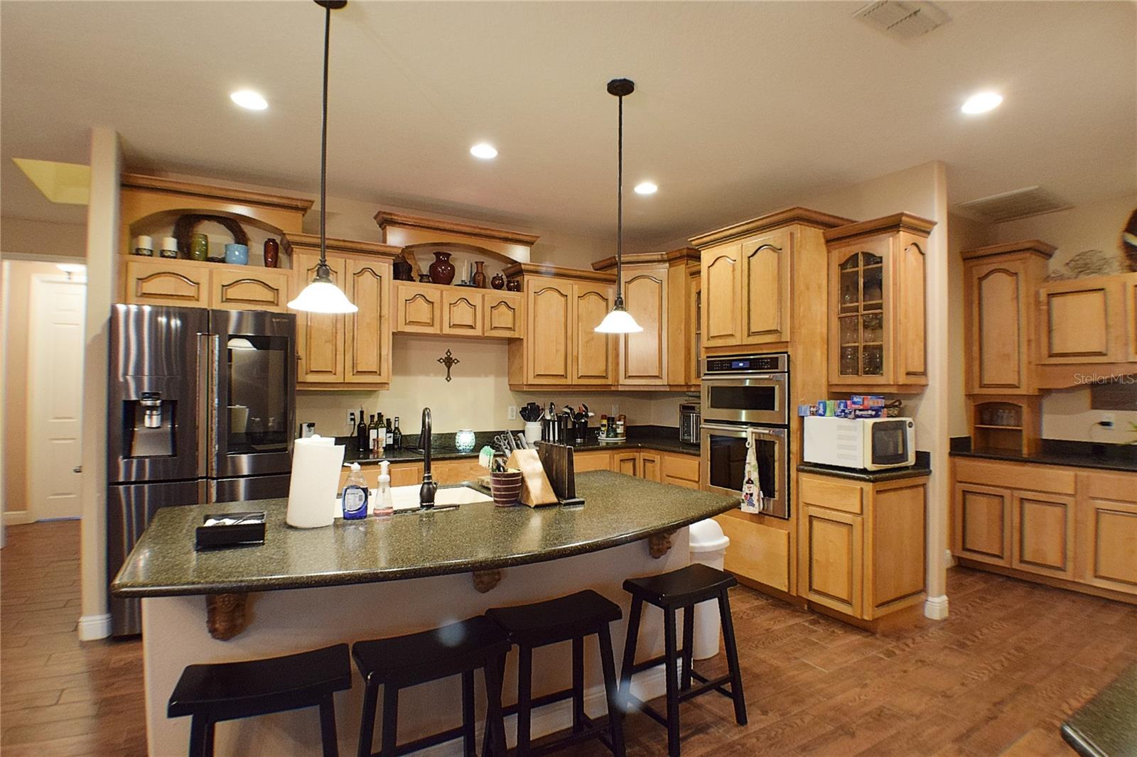 Listing photo id 56 for 32449 Laurel Court