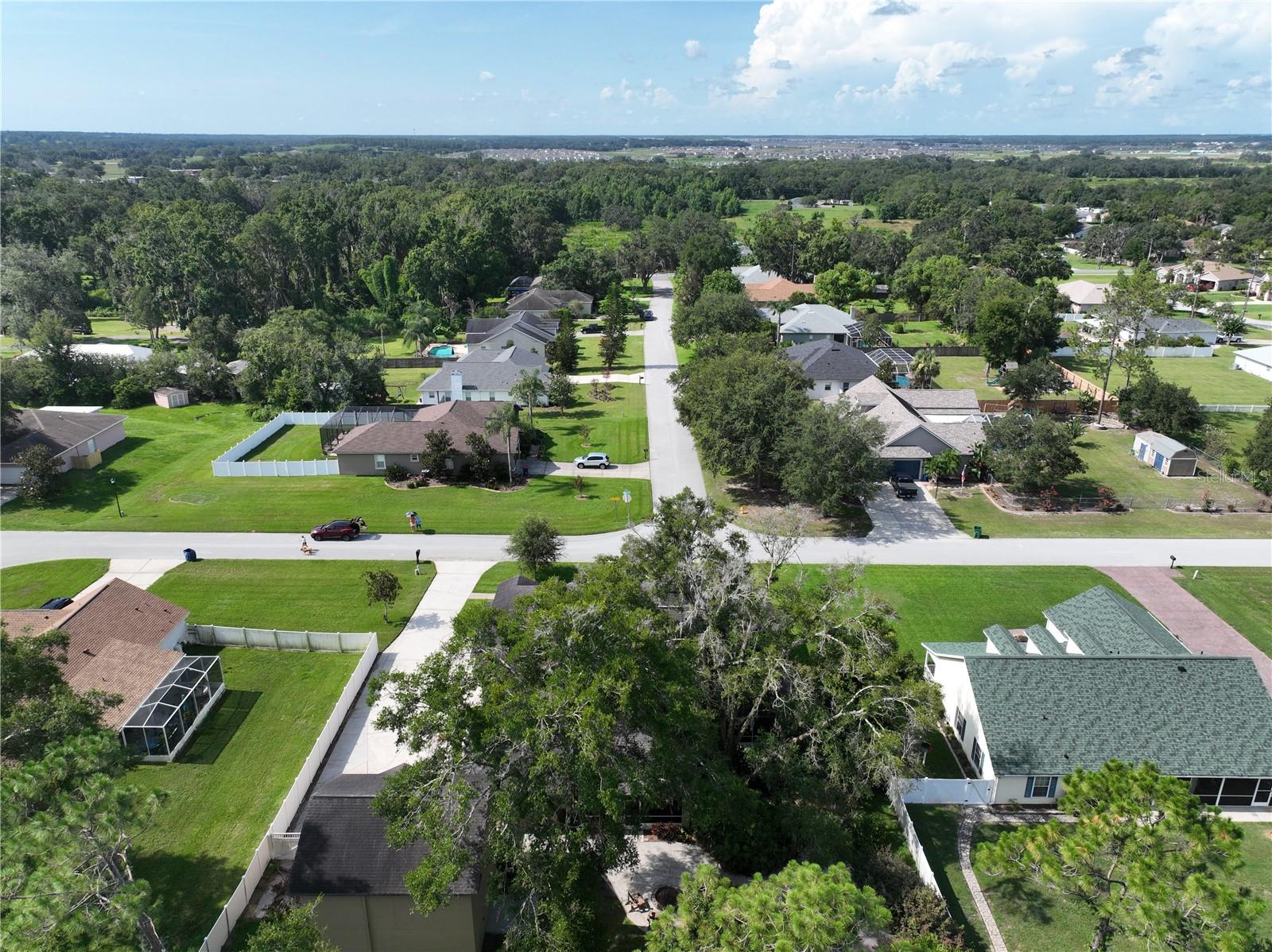 Listing photo id 72 for 32449 Laurel Court