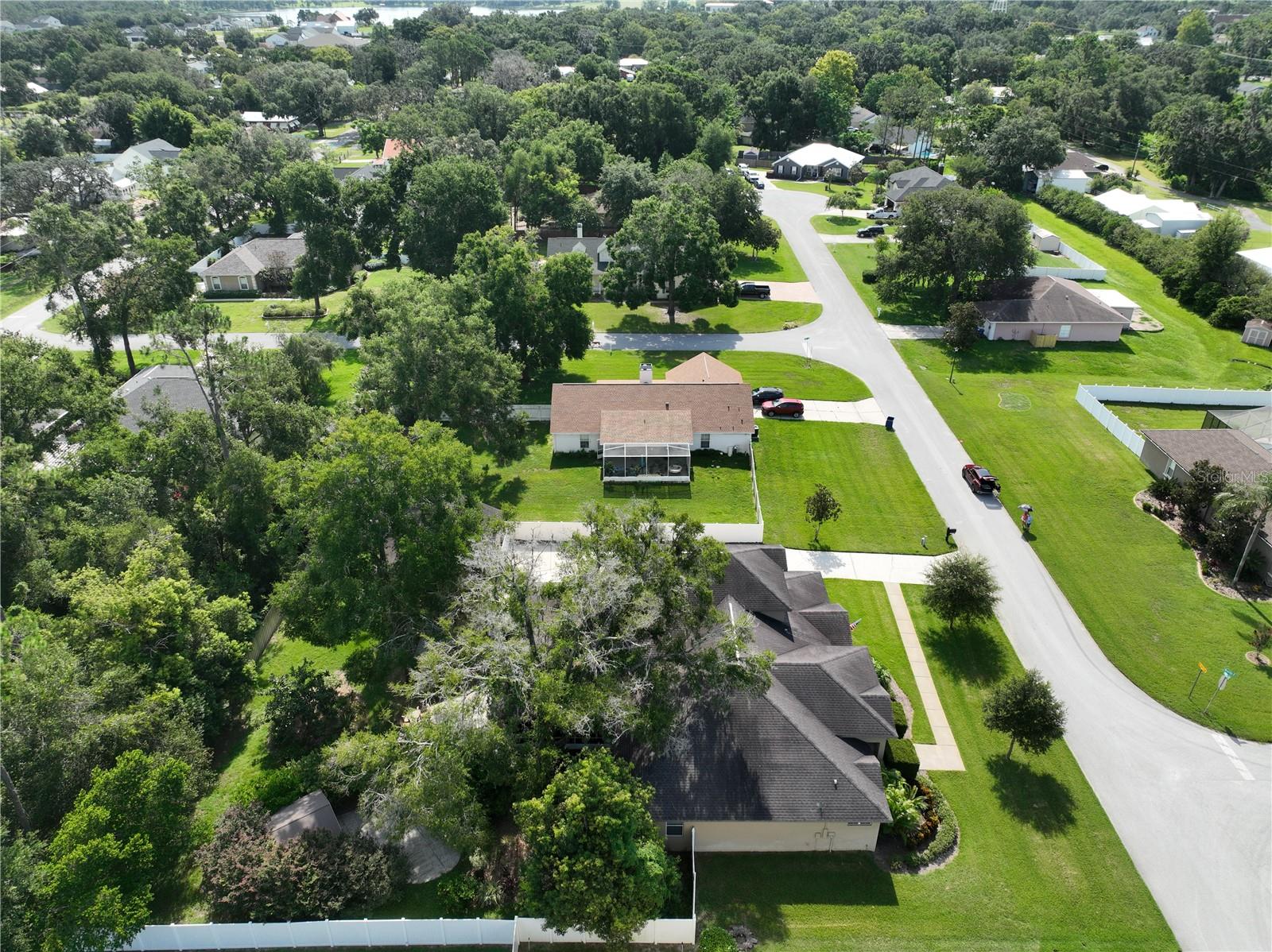 Listing photo id 73 for 32449 Laurel Court