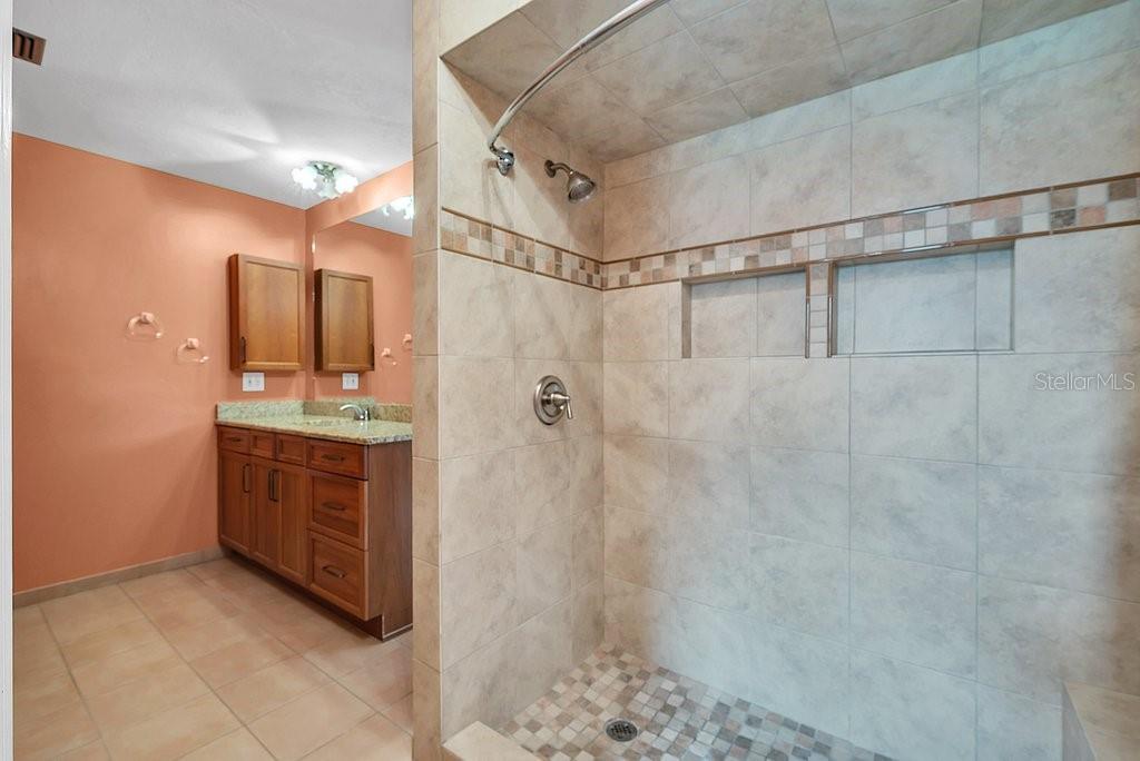 Image 9 of 59 For 1303 Rockwood Drive