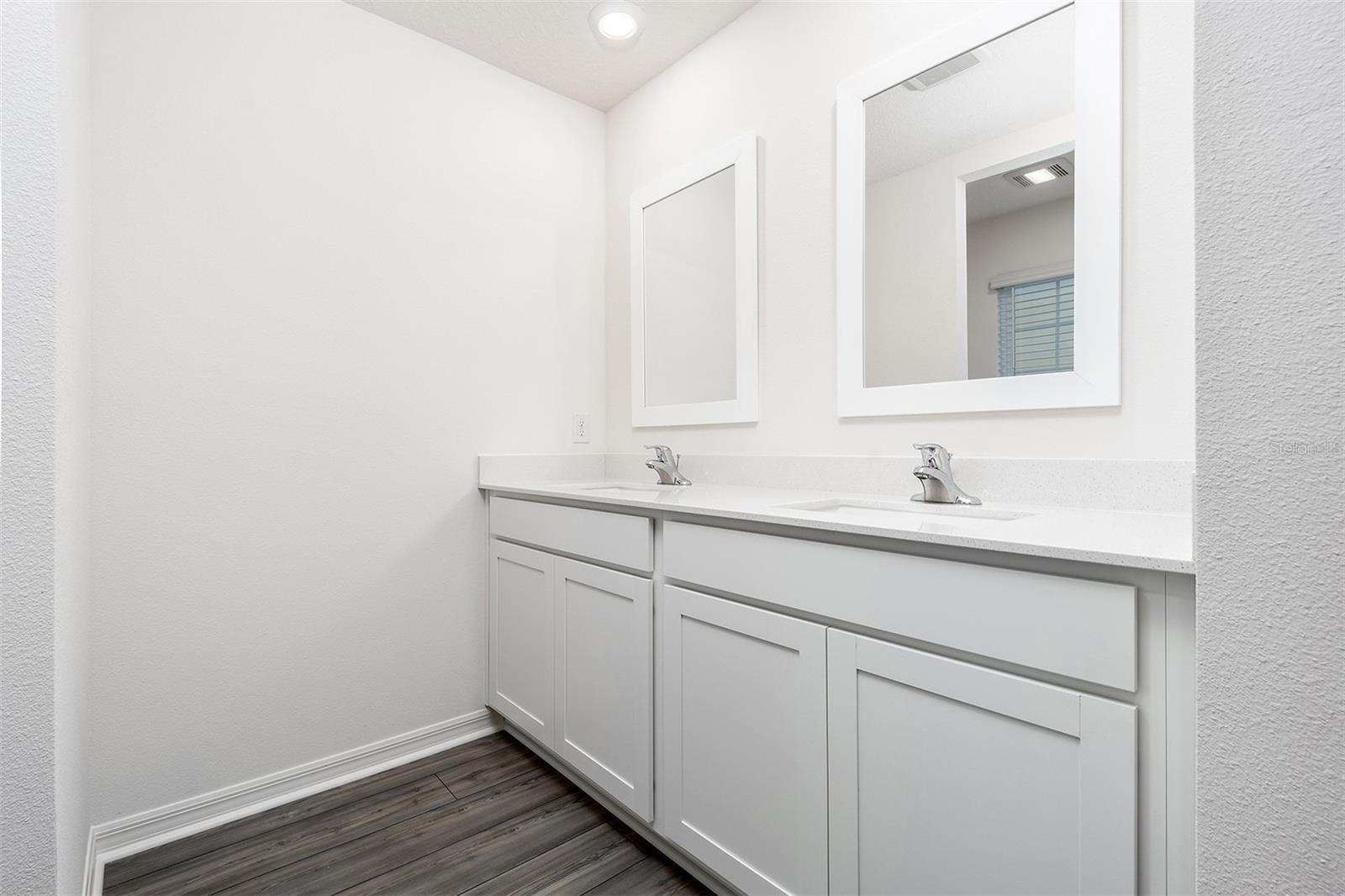 Image 12 of 20 For 3719 Bergamot Street