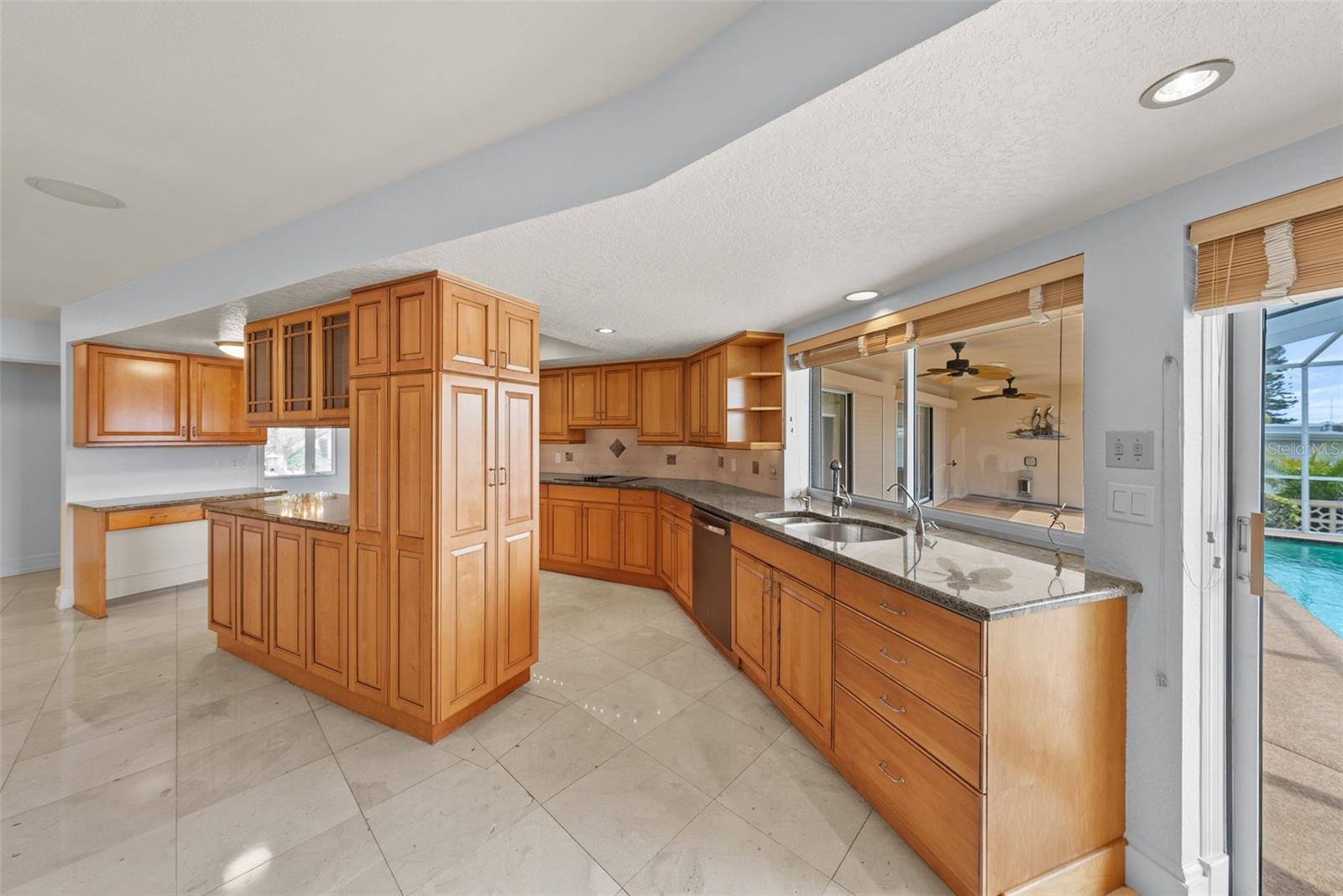 Image 18 of 57 For 4964 60th Avenue S