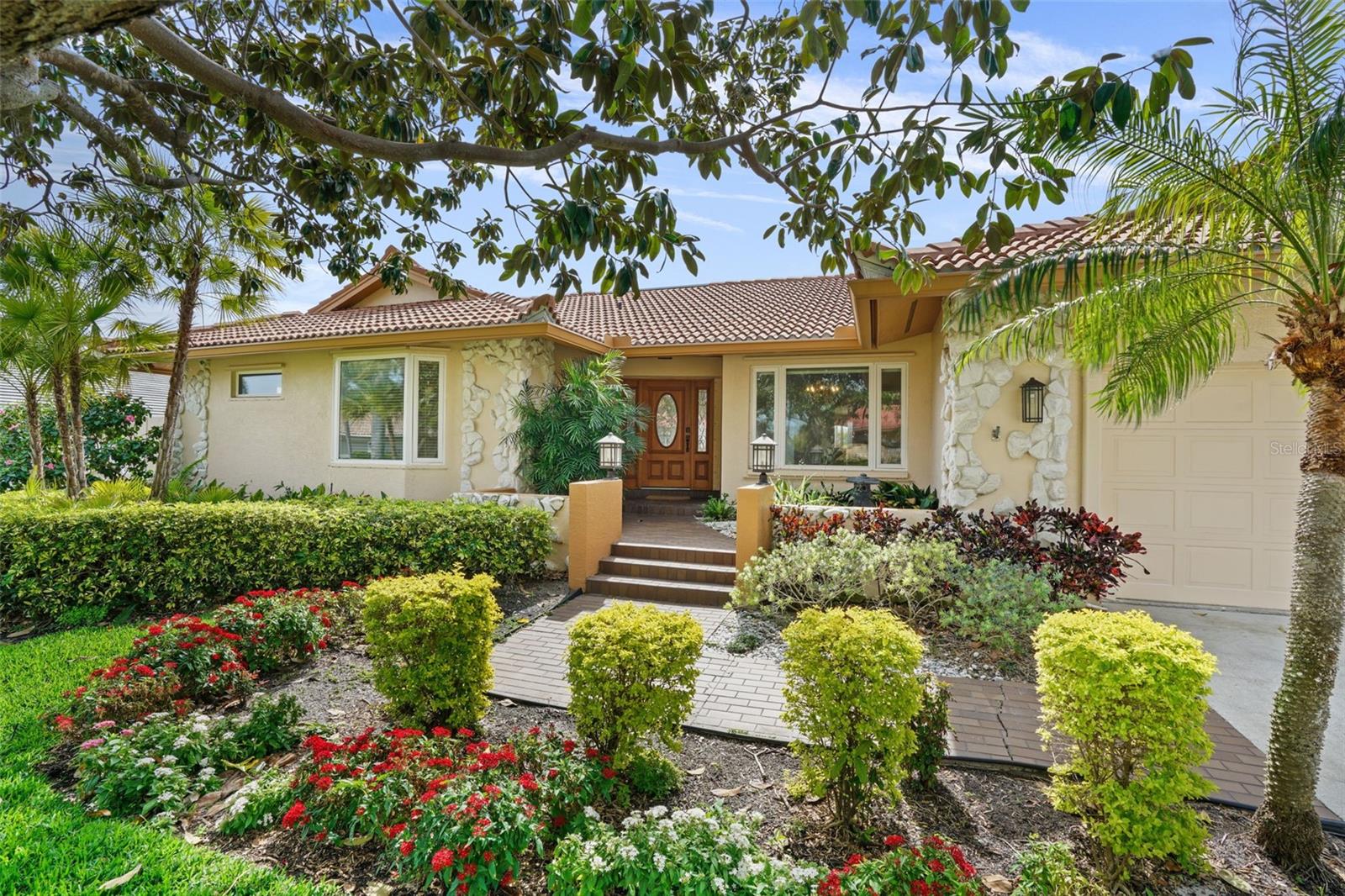 Image 2 of 57 For 4964 60th Avenue S