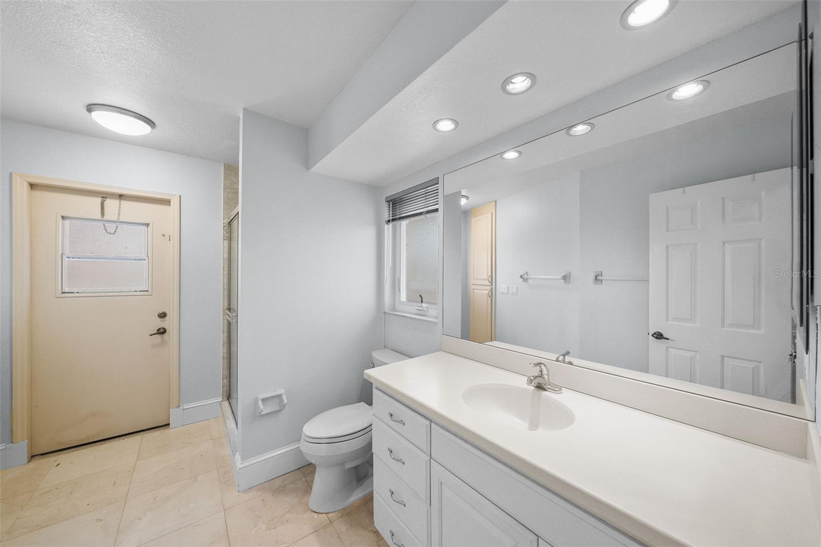 Image 37 of 57 For 4964 60th Avenue S