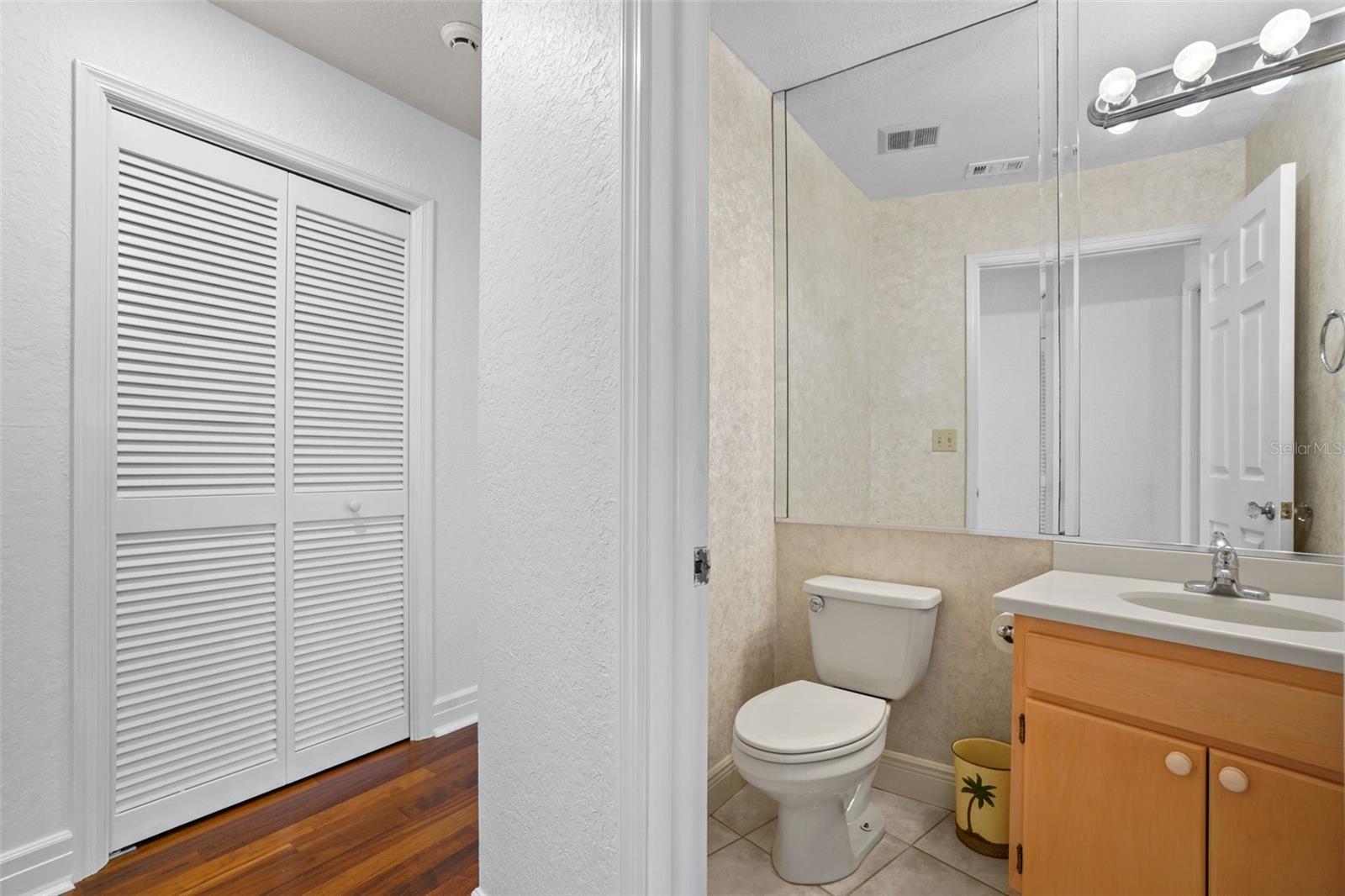 Image 41 of 57 For 4964 60th Avenue S