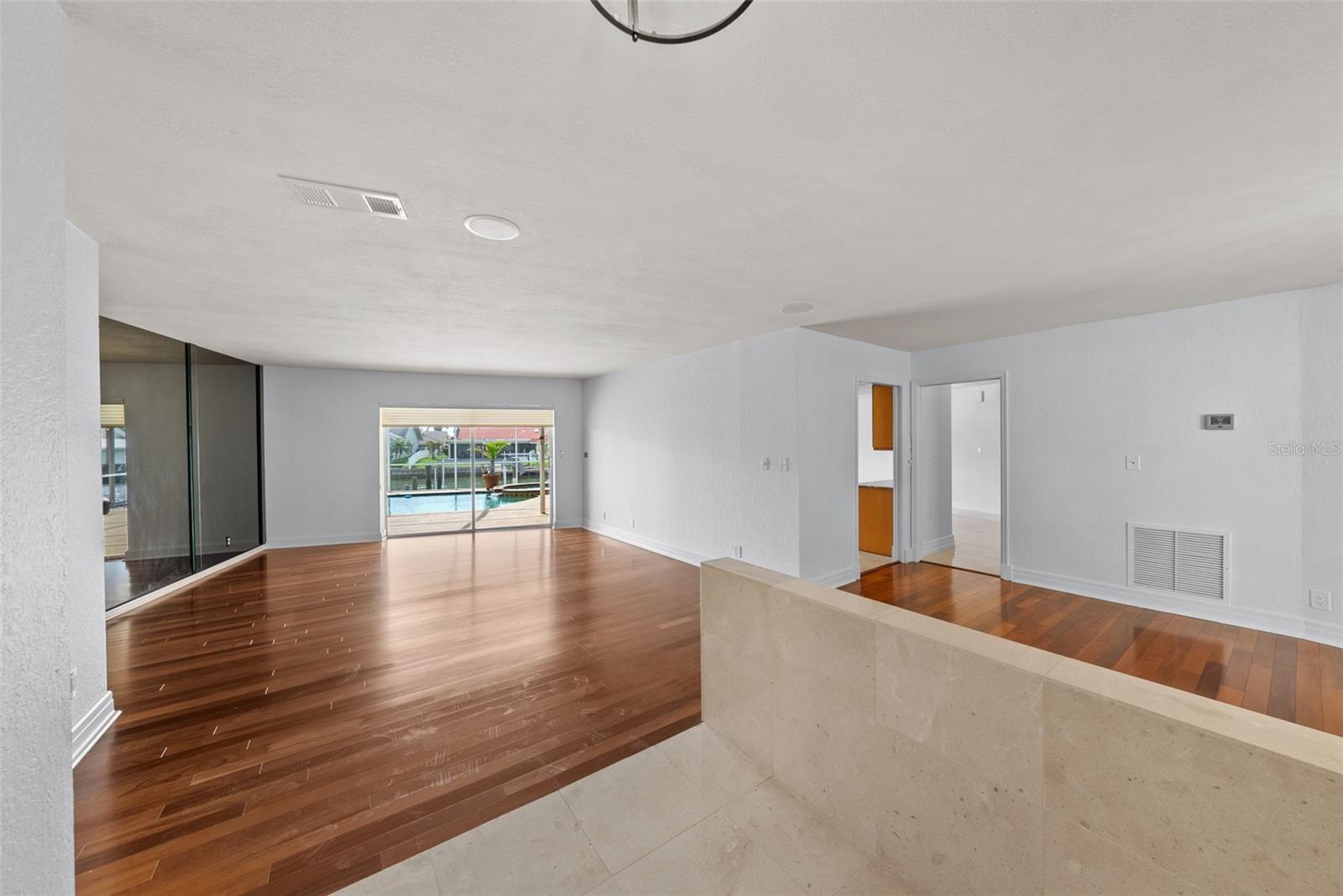 Image 5 of 57 For 4964 60th Avenue S