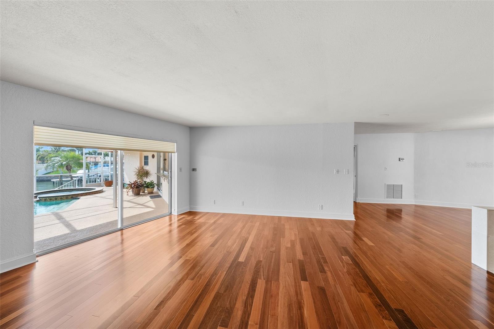 Image 9 of 57 For 4964 60th Avenue S