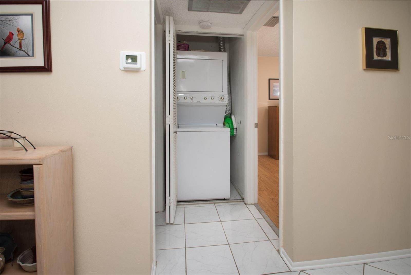 Image 24 of 84 For 1701 Pinehurst Road 24b