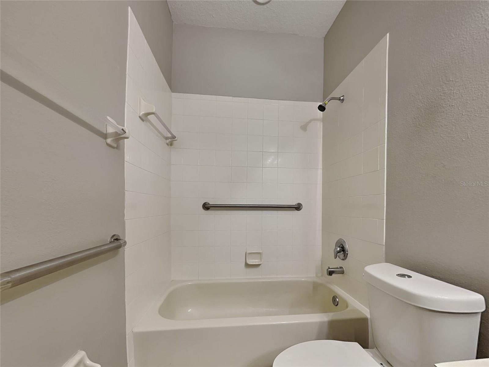 Image 16 of 19 For 1143 Emerald Hill Way