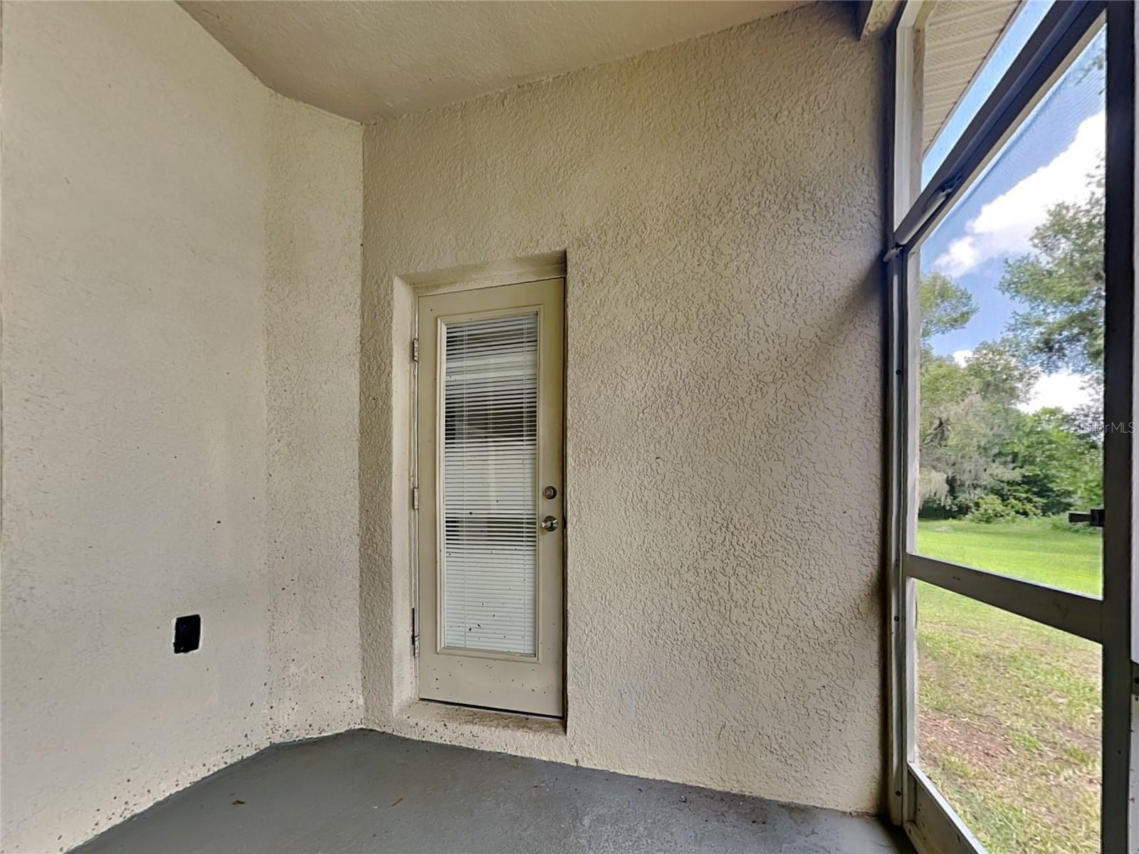 Image 18 of 19 For 1143 Emerald Hill Way