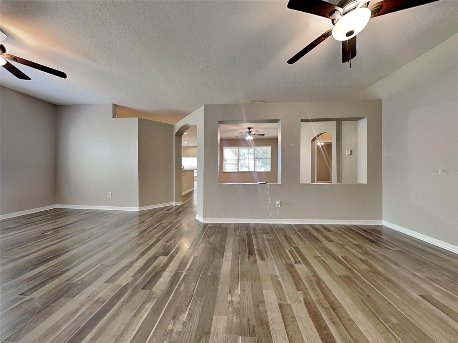 Image 5 of 19 For 1143 Emerald Hill Way