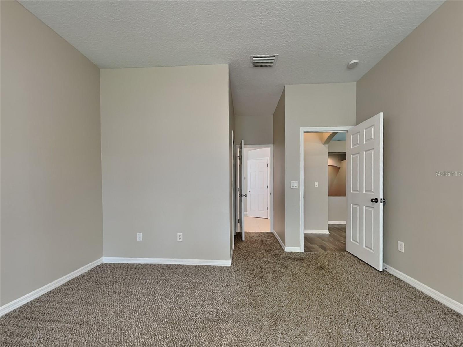 Image 7 of 19 For 1143 Emerald Hill Way