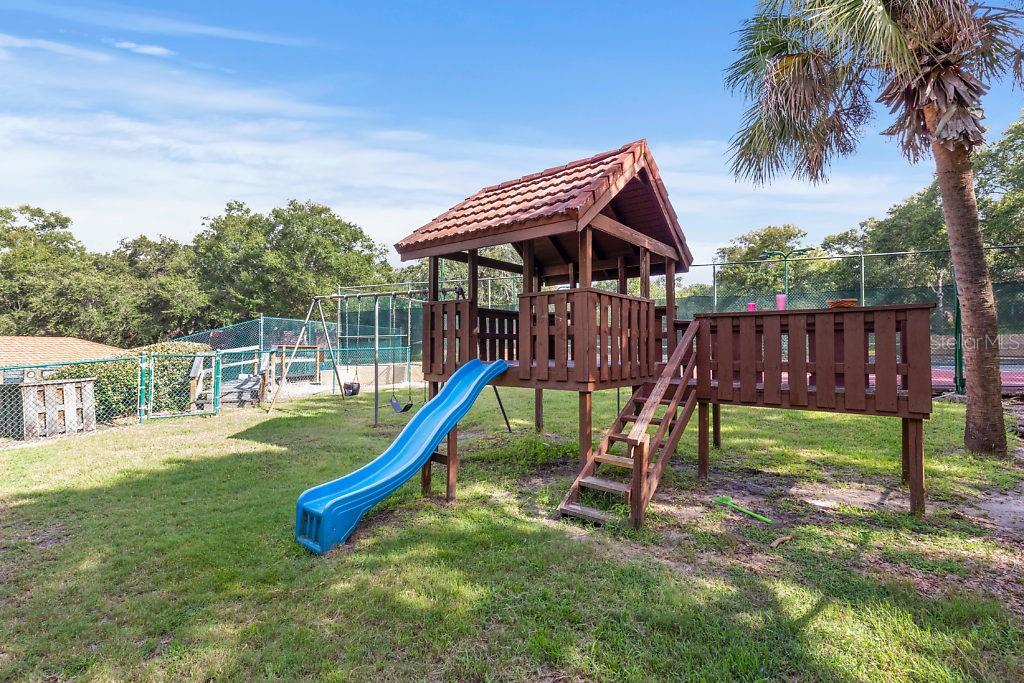 Image 44 of 47 For 2712 12th Court