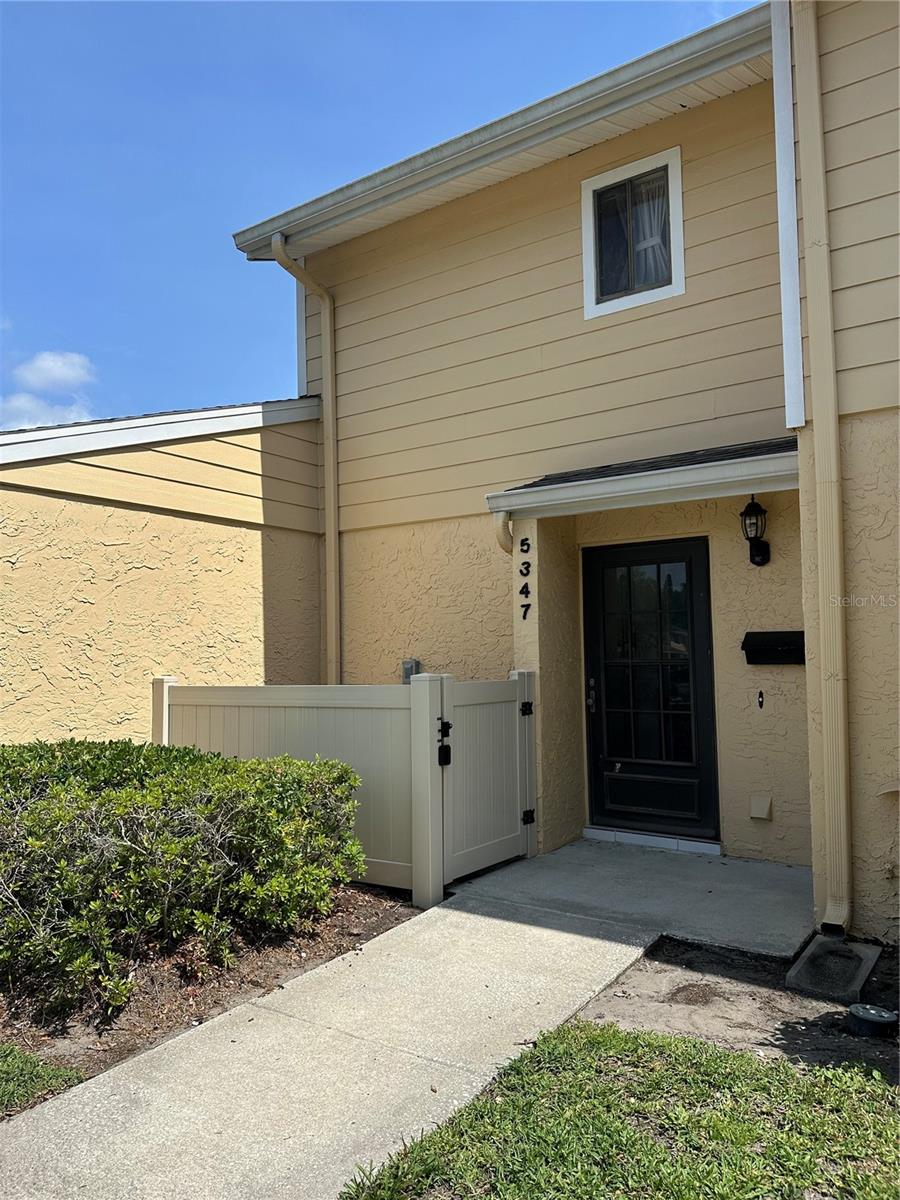 Image 2 of 6 For 5347 Emerald Isle Drive 1019