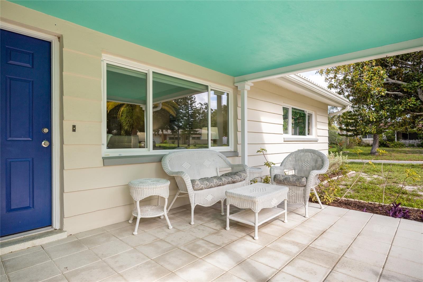 Image 3 of 23 For 2069 Shadow Ln