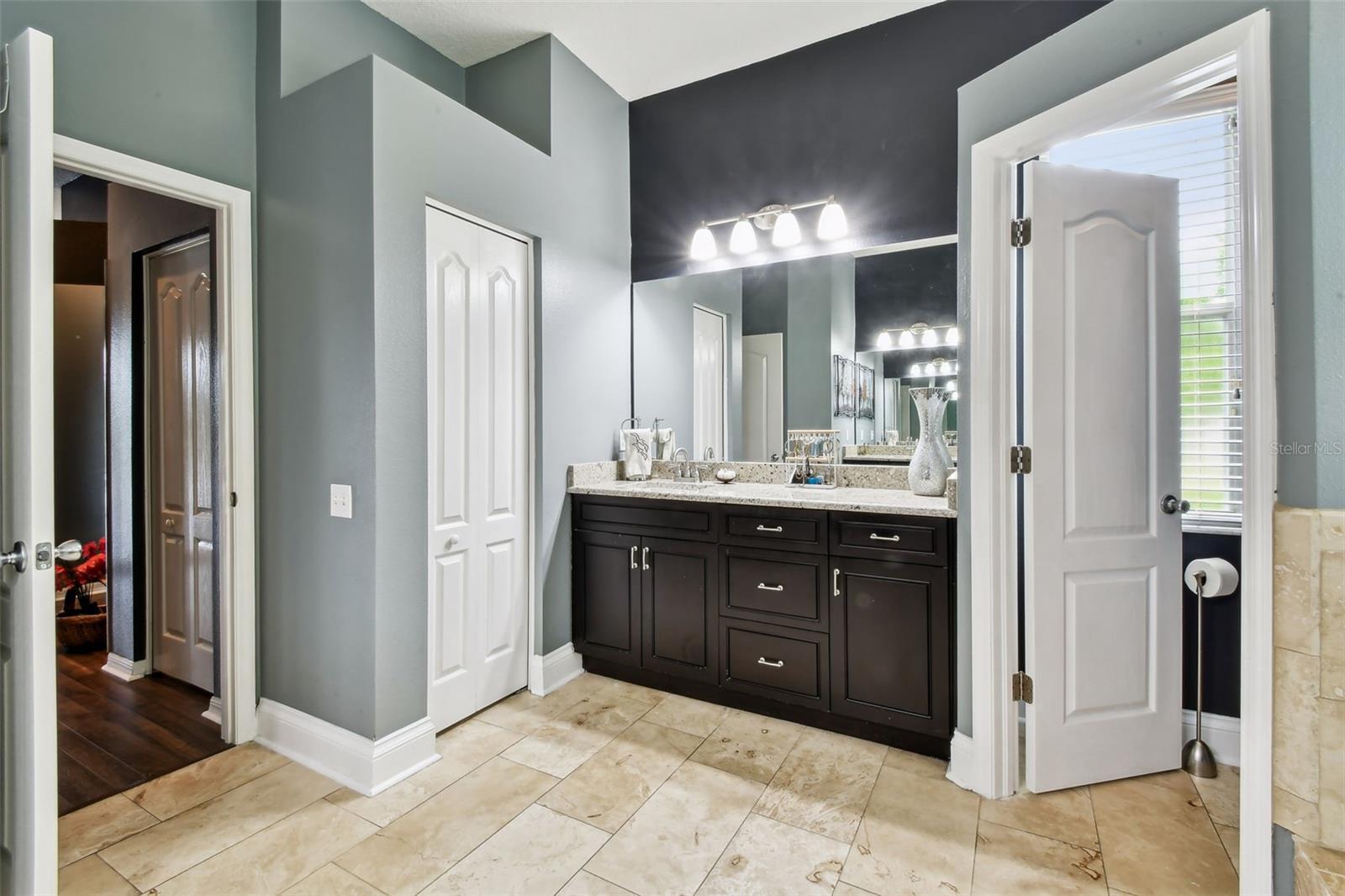 Image 17 of 57 For 5507 Garden Arbor Drive