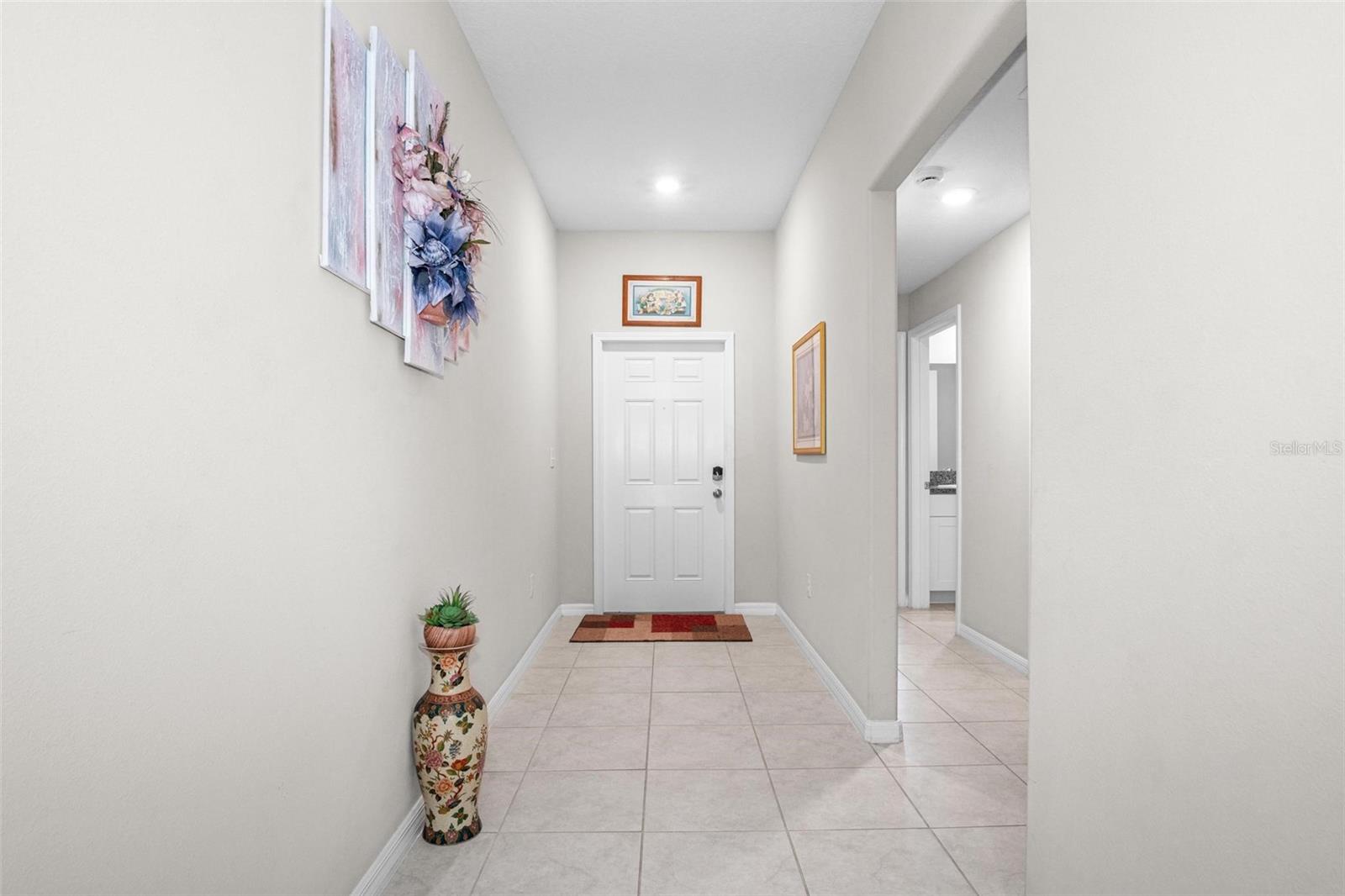 Listing photo id 2 for 11303 Misty Moss Drive