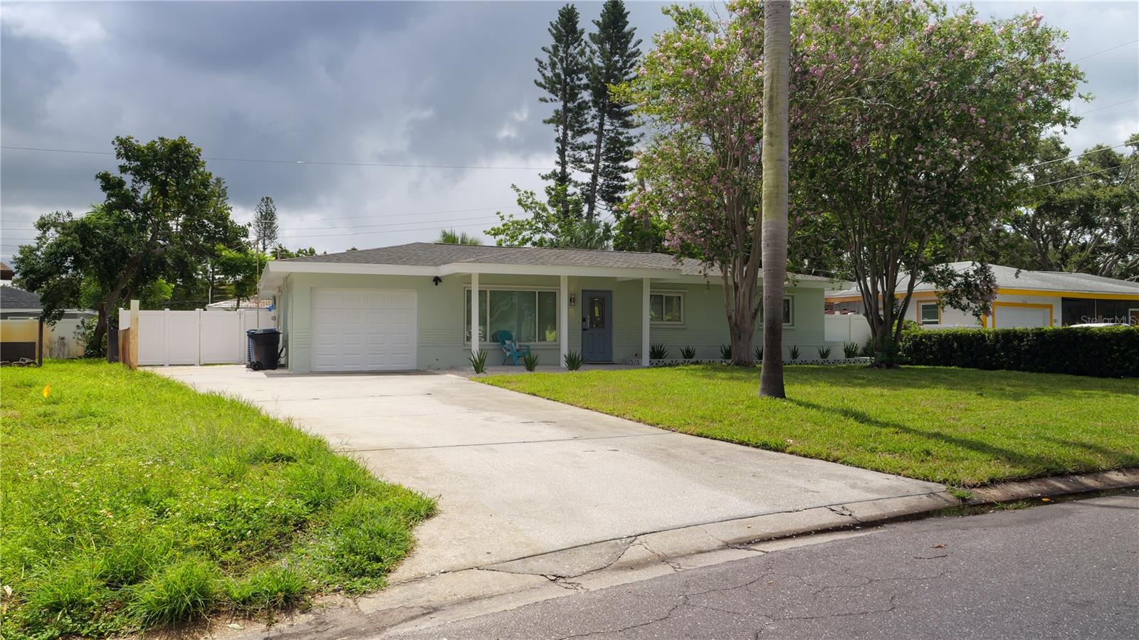 Image 2 of 46 For 933 64th Avenue S