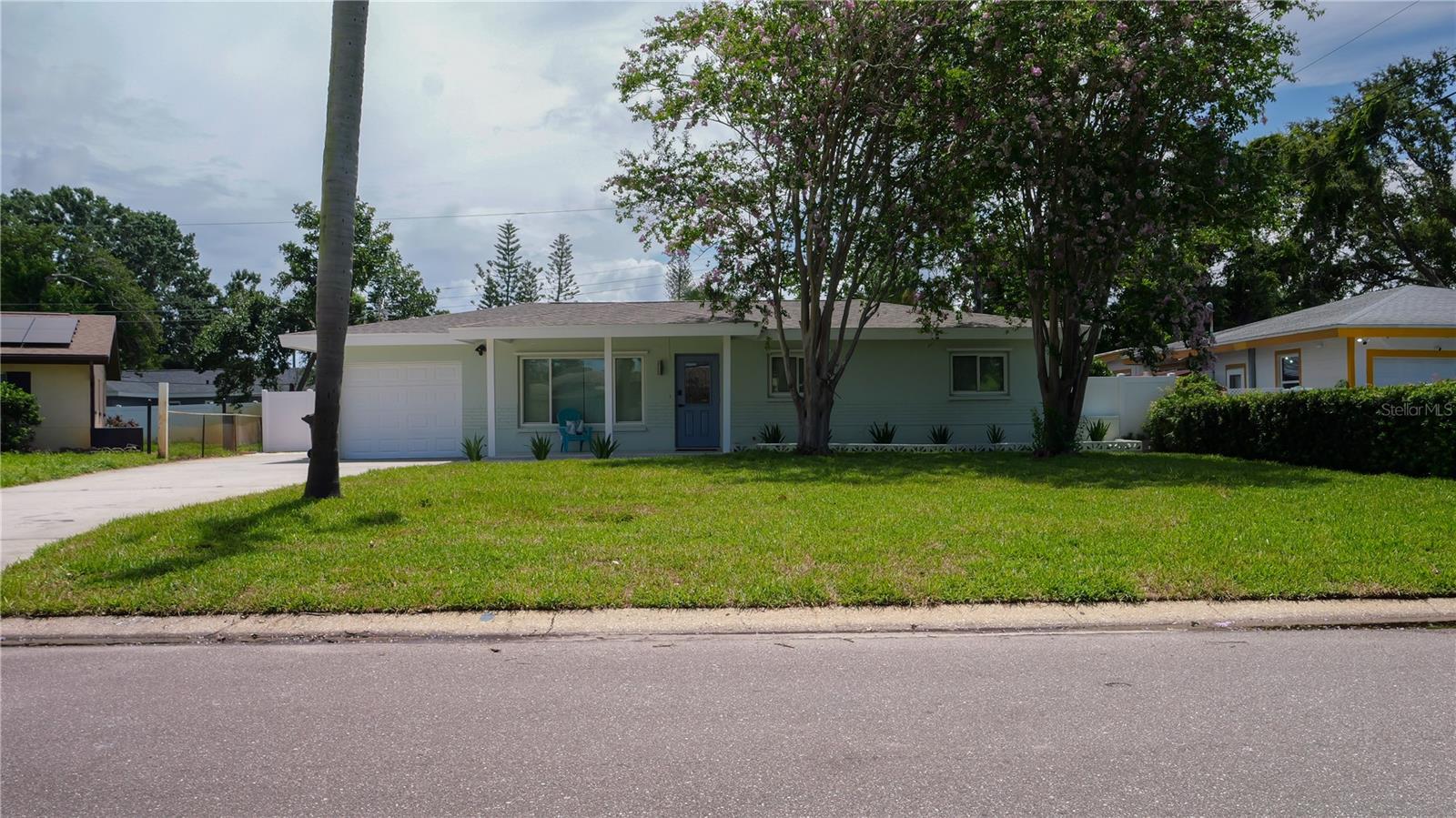 Image 3 of 46 For 933 64th Avenue S
