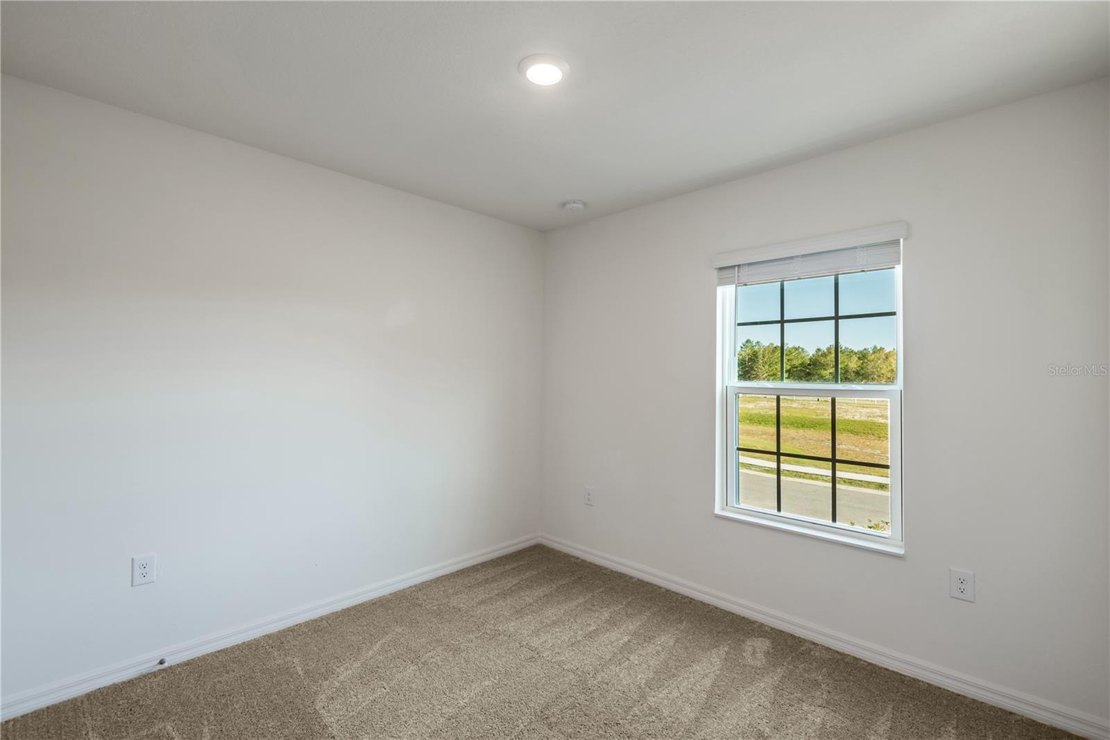 Image 15 of 16 For 560 Bay Leaf Drive