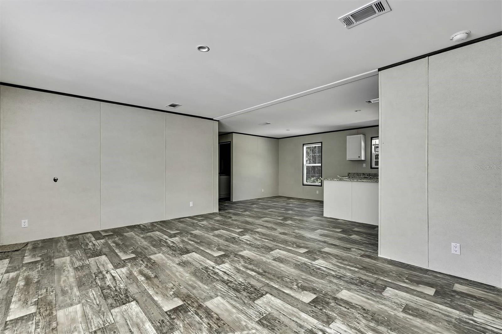 Image 10 of 30 For 3246 Lee Way