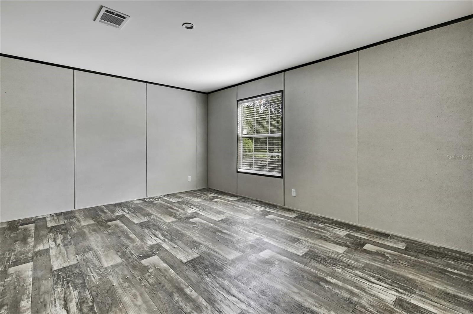 Image 14 of 30 For 3246 Lee Way