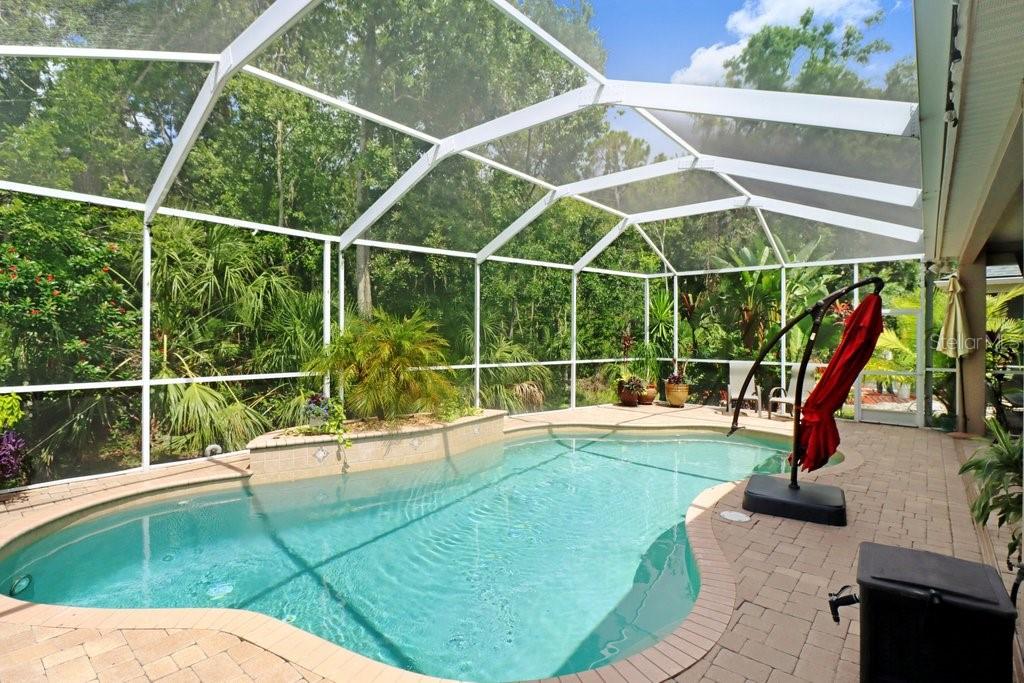 Listing photo id 23 for 10408 Edgefield Place