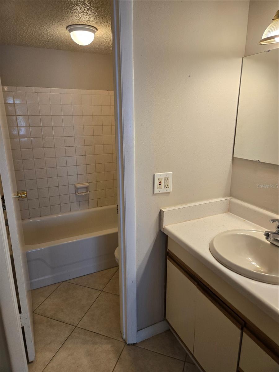 Image 14 of 25 For 7511 Pitch Pine Circle Apt D