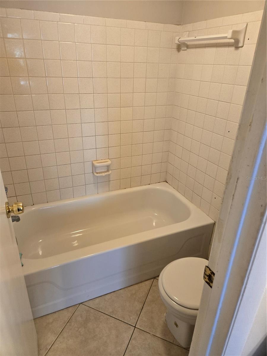 Image 15 of 25 For 7511 Pitch Pine Circle Apt D