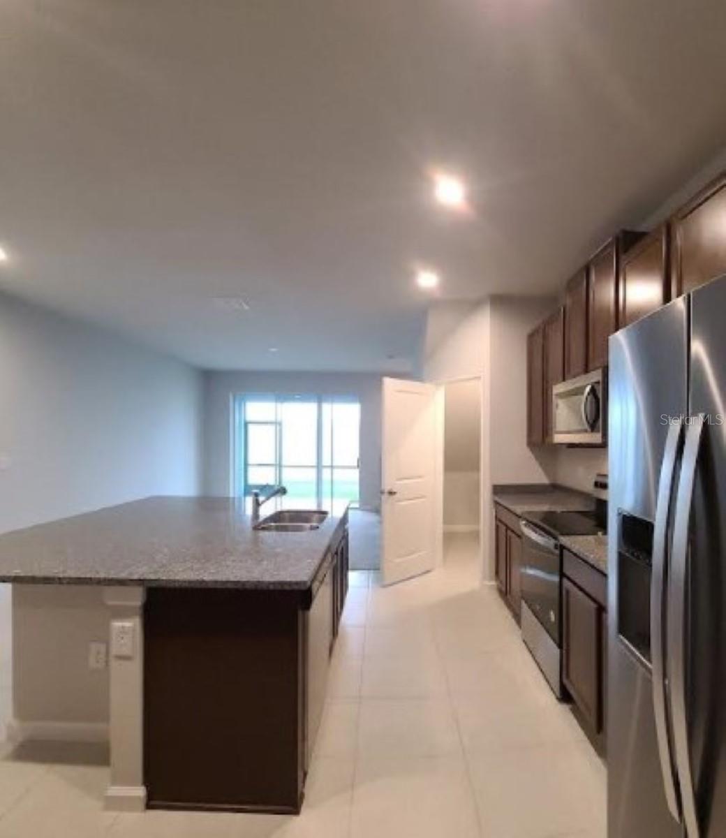 Image 3 of 38 For 2525 Arbor Wind Drive