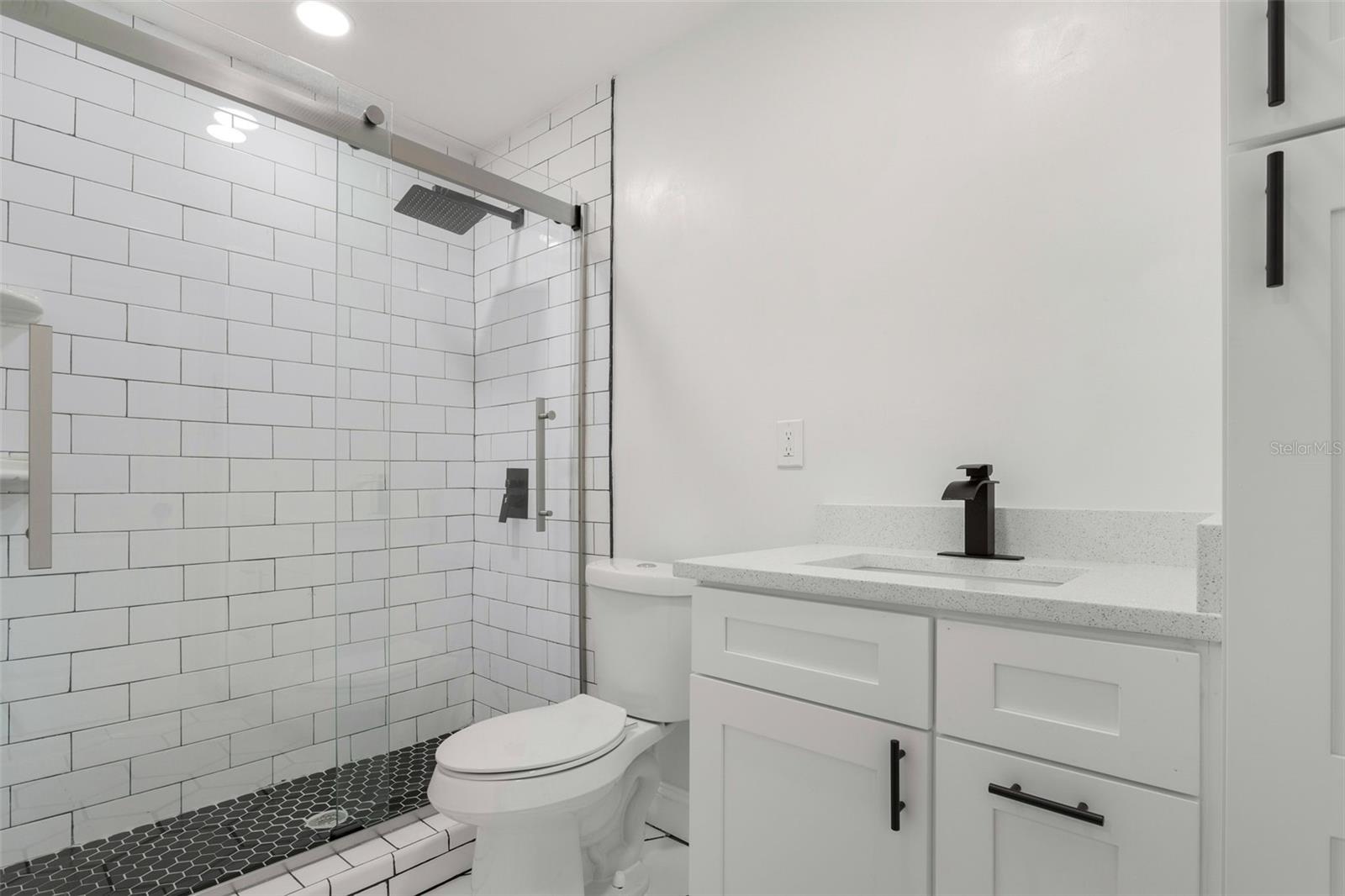Image 21 of 25 For 4420 Carmen Street