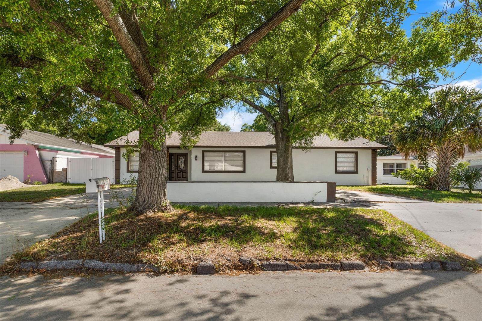 Image 6 of 25 For 4420 Carmen Street