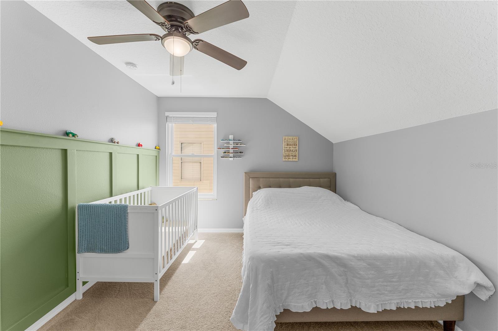Image 37 of 75 For 24934 Oakhaven Court