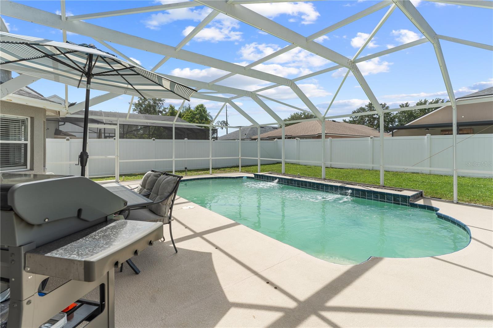 Image 48 of 75 For 24934 Oakhaven Court