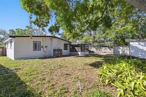 Image 11 of 13 For 7235 12th Avenue N