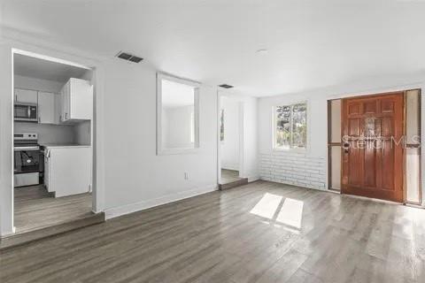 Image 4 of 13 For 7235 12th Avenue N