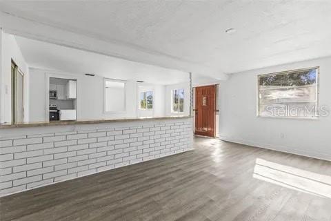 Image 7 of 13 For 7235 12th Avenue N