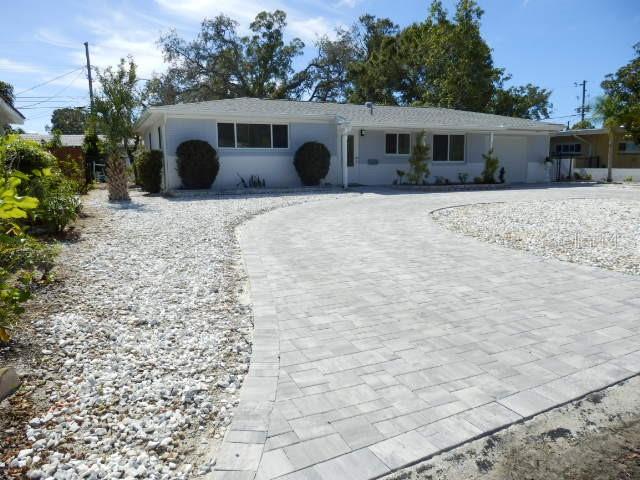 Image 3 of 58 For 6250 6th Avenue S