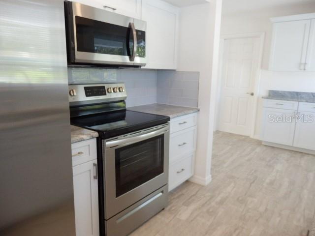 Image 8 of 58 For 6250 6th Avenue S