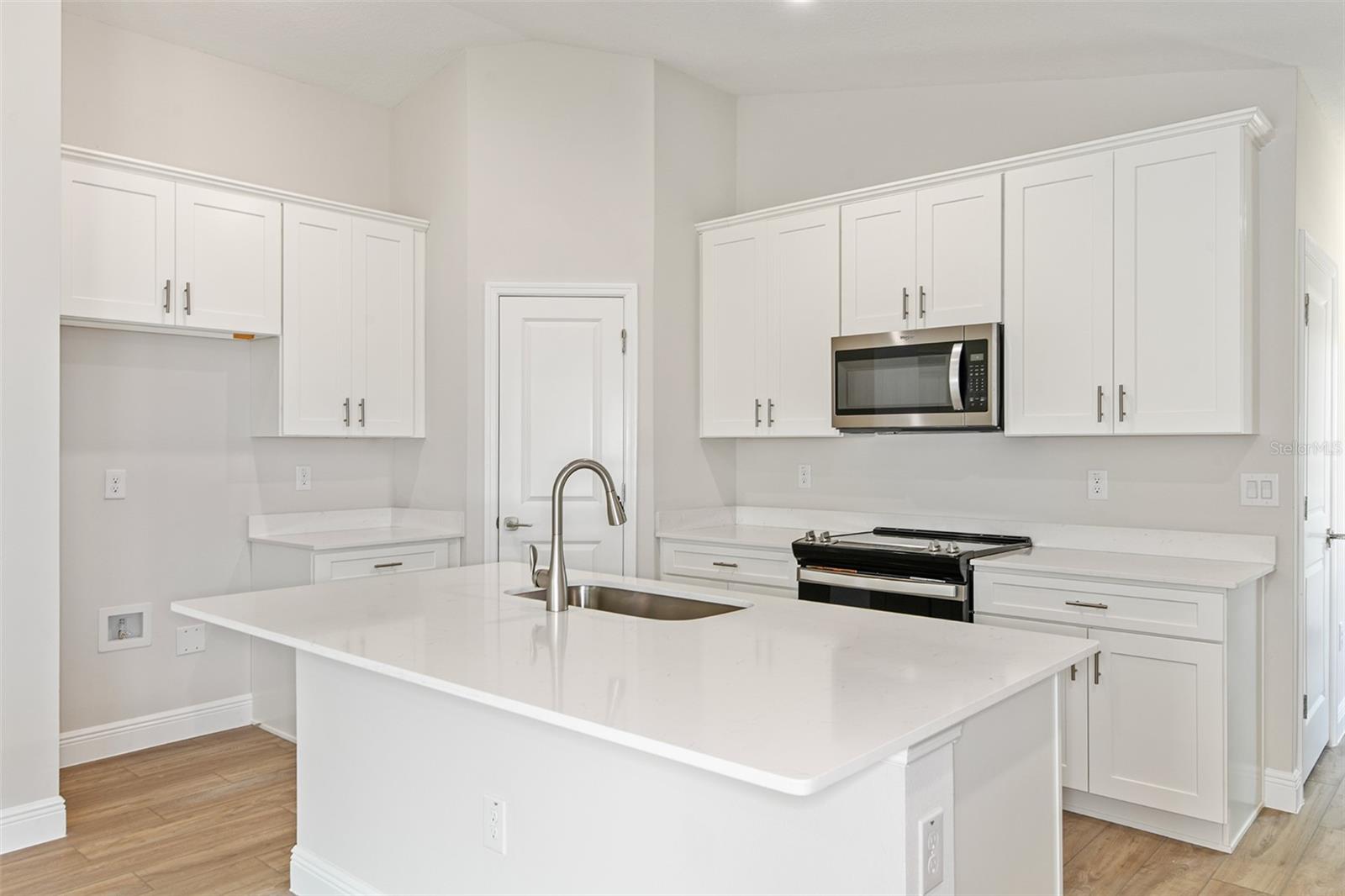 Image 2 of 17 For 9627 Sw 62nd Court