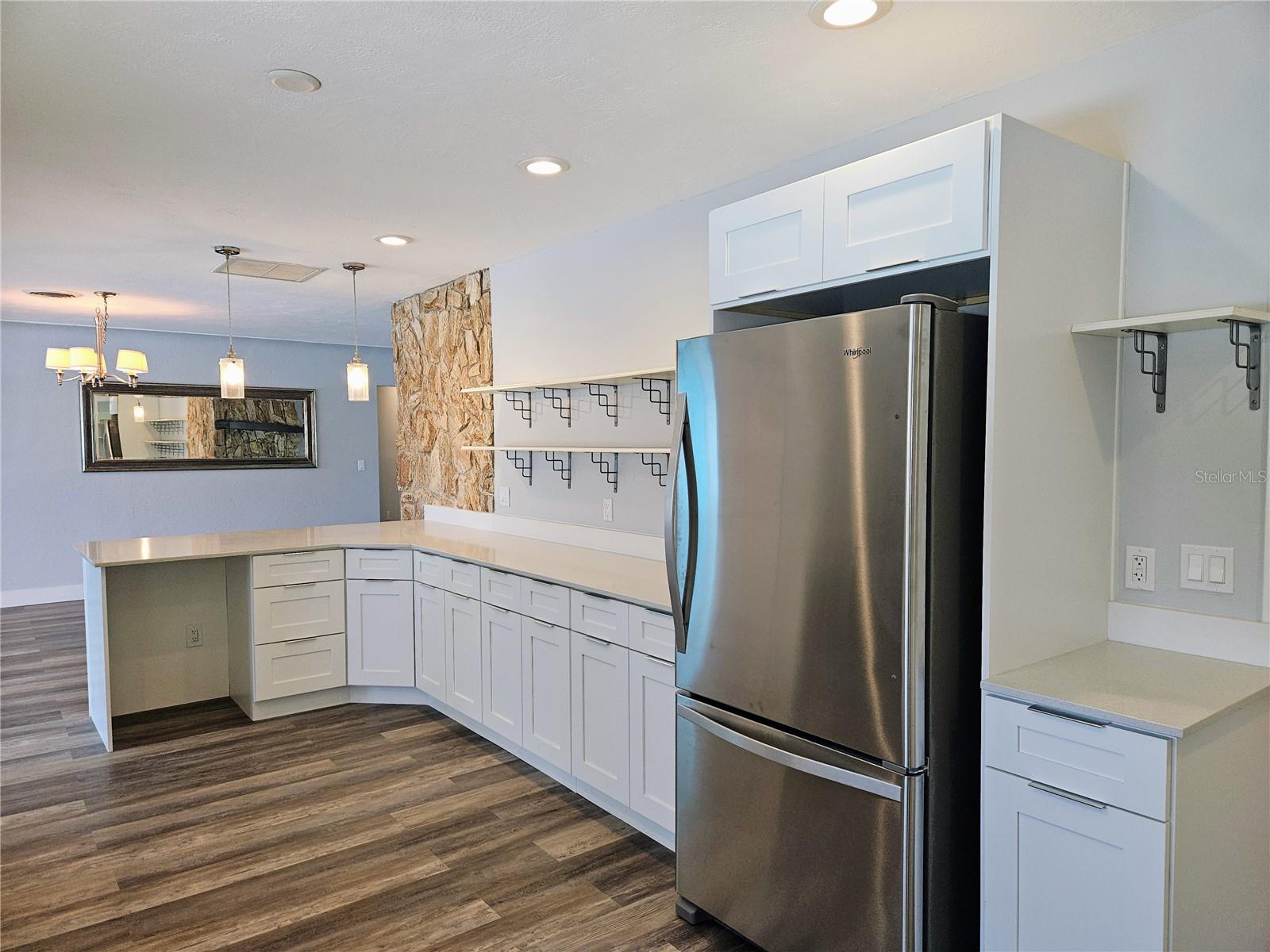 Image 12 of 40 For 10136 Paradise Boulevard