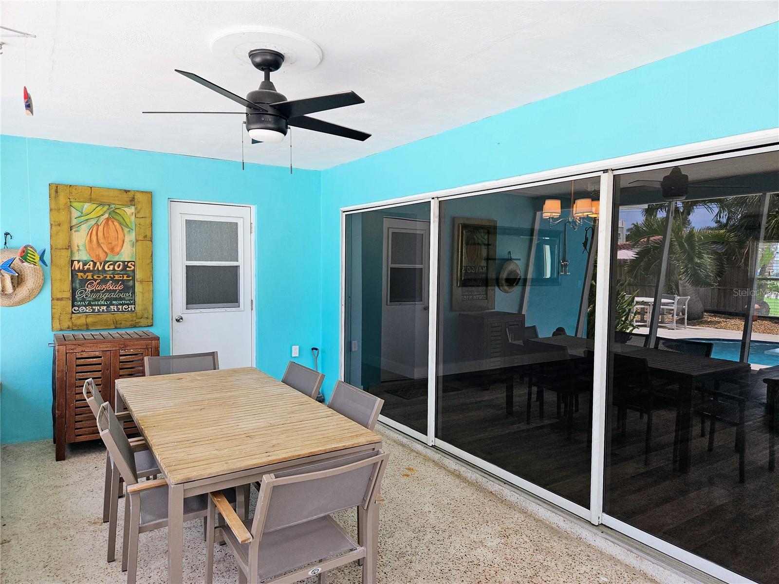 Image 37 of 40 For 10136 Paradise Boulevard