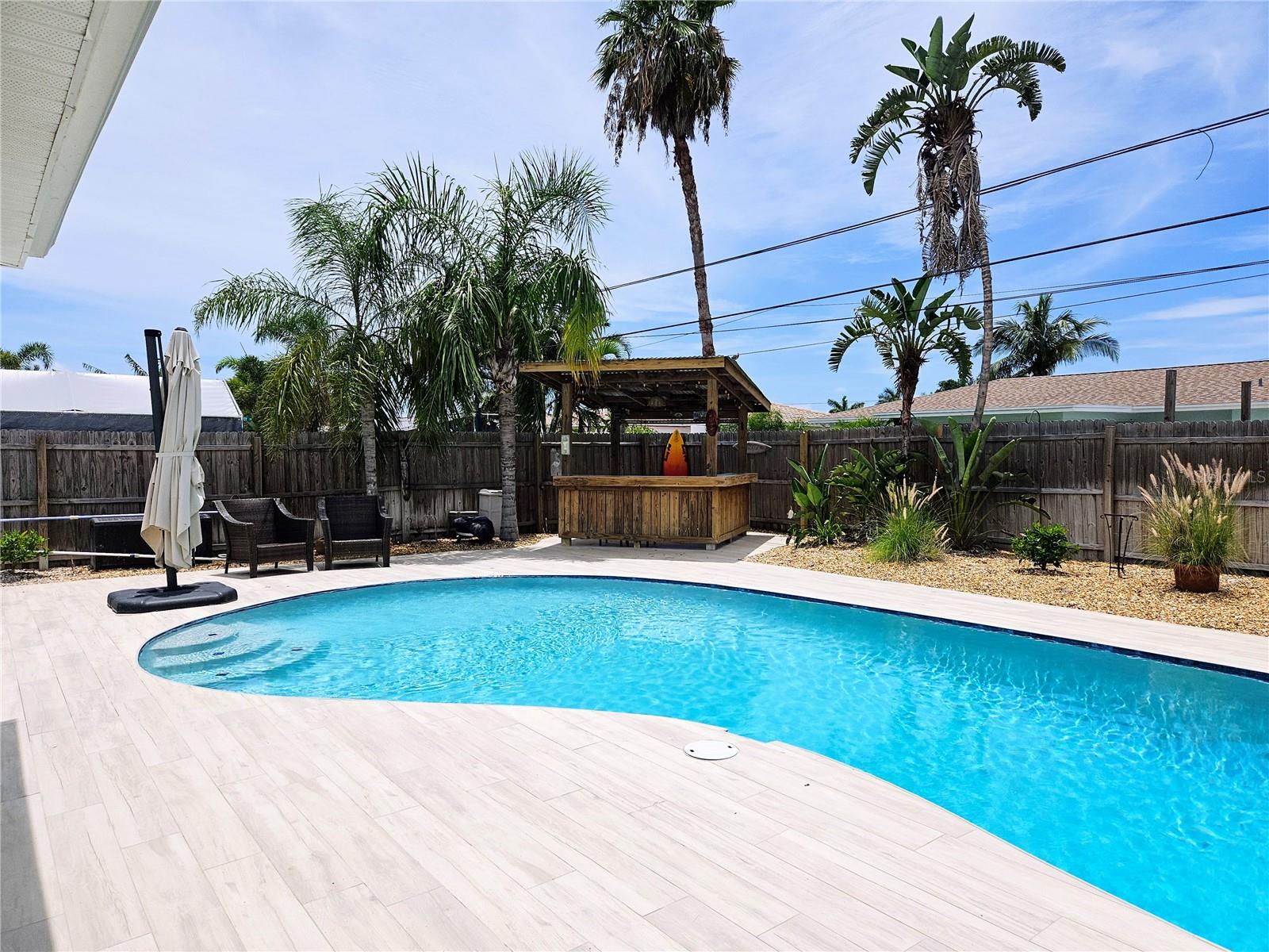 Image 39 of 40 For 10136 Paradise Boulevard