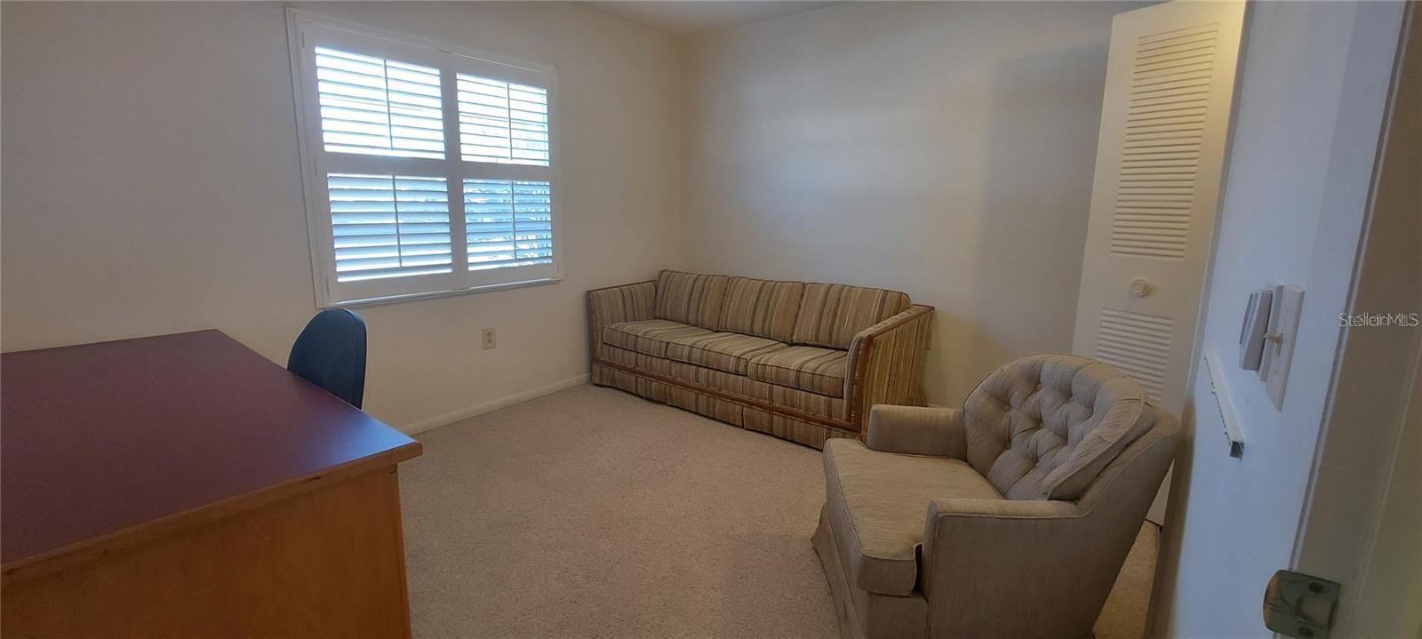 Image 16 of 20 For 13850 Oakwood Lane