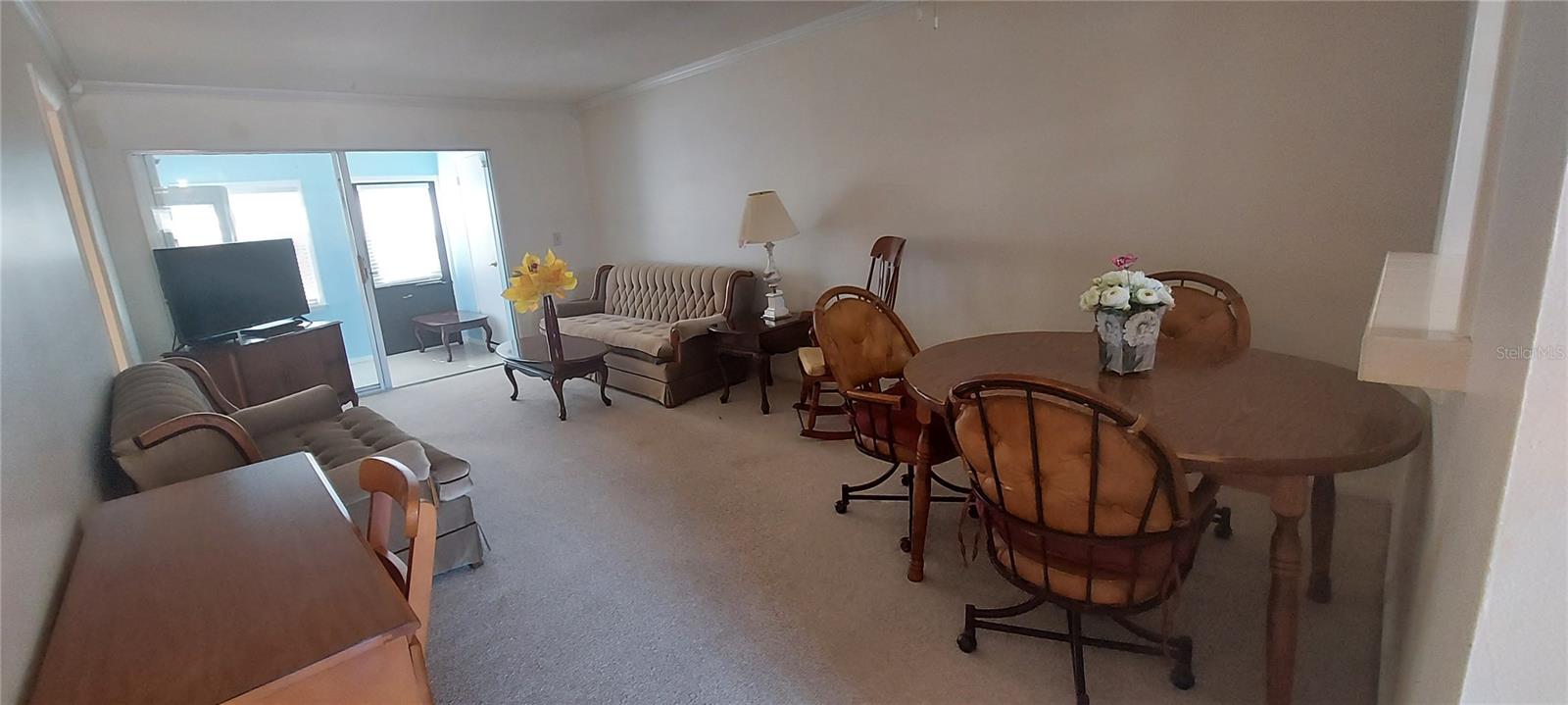 Image 5 of 20 For 13850 Oakwood Lane